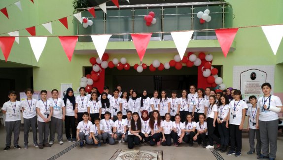 Muazzez Ser-Ved Amaratoğlu Ortaokulu TÜBİTAK Sergisi Açıldı