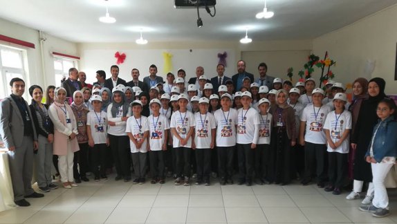 Şehit Yahya Coşkuner Ortaokulu TÜBİTAK Sergisi Açıldı