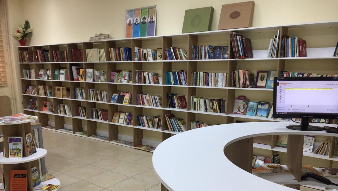 Hacı Murad-ı Veli İmam Hatip Ortaokulu'nda Z Kütüphane Açıldı