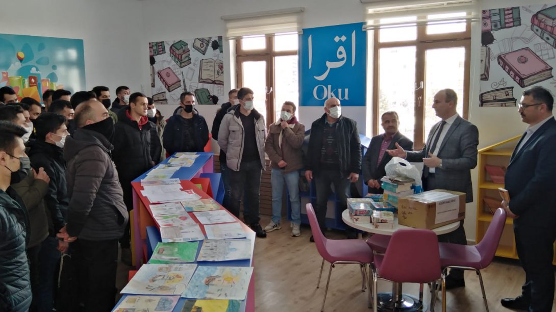 Şabanözü Şehitler İlkokulu Kütüphanesi Yeni Kitaplarına Kavuştu