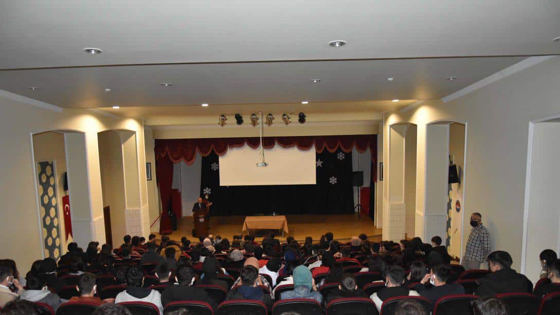 ''Edebiyatımızda Çanakkale Savaşları'' Konulu Konferans Gerçekleştirildi