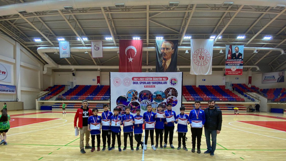 Yunus Emre Ortaokulu Türkiye Yarı Finallerinde