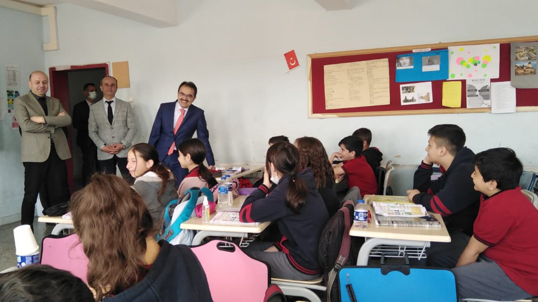 Sayın Valimiz Abdullah AYAZ Atatürk Ortaokulunu Ziyaret Etti