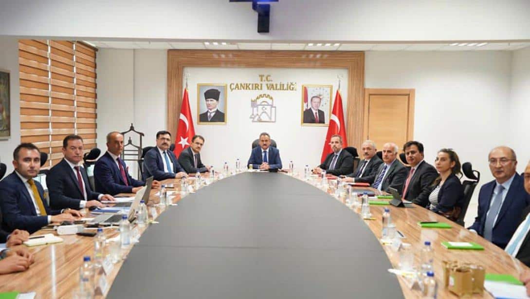 Sayın Bakanımız Mahmut ÖZER'in Başkanlığında  Çankırı İl Eğitim Değerlendirme Toplantısı Yapıldı