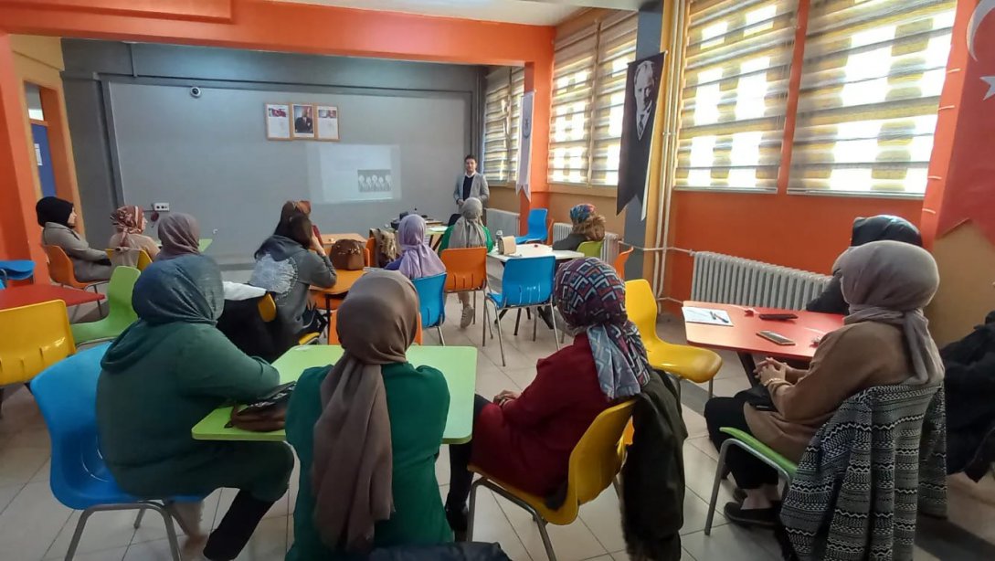 Şehit Hilmi Bıyıklı İlkokulu'nda ''Aile Okul Projesi