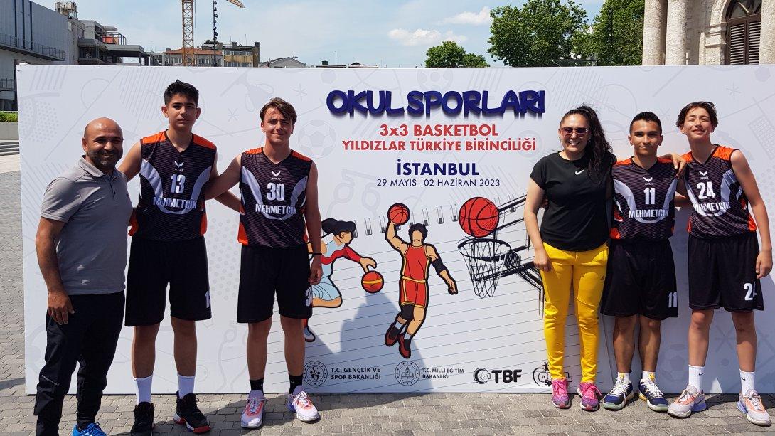 Mehmetçik Ortaokulu 3x3 Yıldız Erkek Basketbol Takımı Türkiye 5.'si