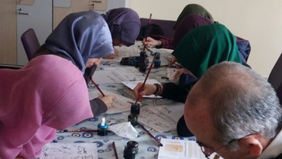 Hacı Murad-ı Veli Proje Anadolu İmam Hatip Lisesinde geleceğin hattatları yetişiyor