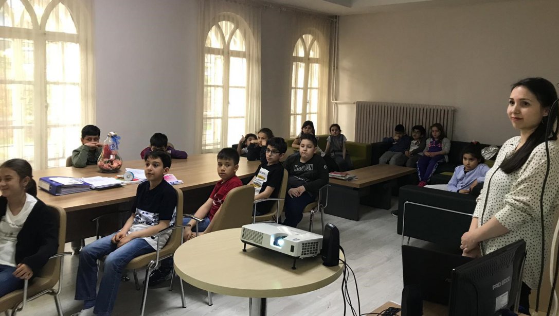 Ahmet Mecbur Efendi Bilim ve Sanat Merkezi Kendi Oyunumuzu Kendimiz Kodlayalım E-Twinning Projesi