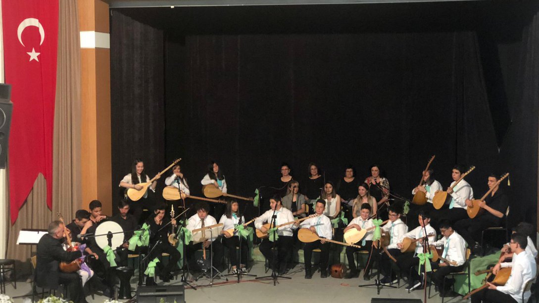Nurettin Ok Halk Eğitimi Merkezi Türk Halk Müziği Topluluğu Konseri İcra Edildi