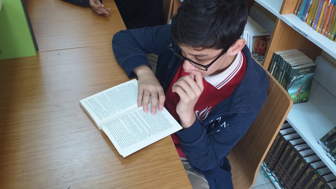 Hacı Murad-ı Veli İmam Hatip Lisesi'nde Z Kütüphane Açıldı