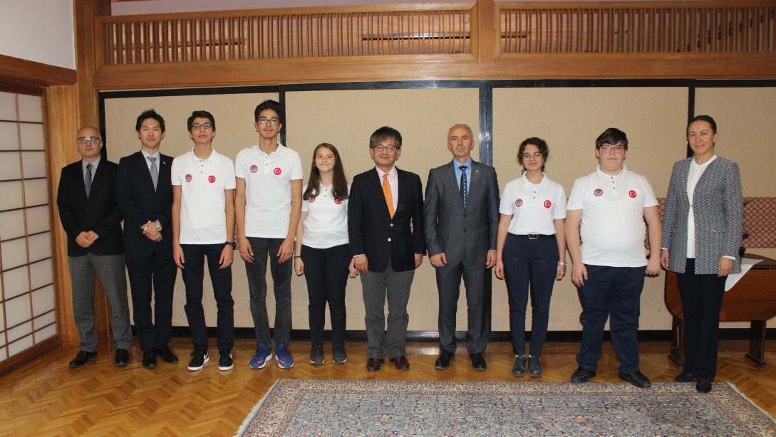 Çankırı TOBB Fen Lisesi Japonya Büyükelçiliği'ni Ziyaret Etti