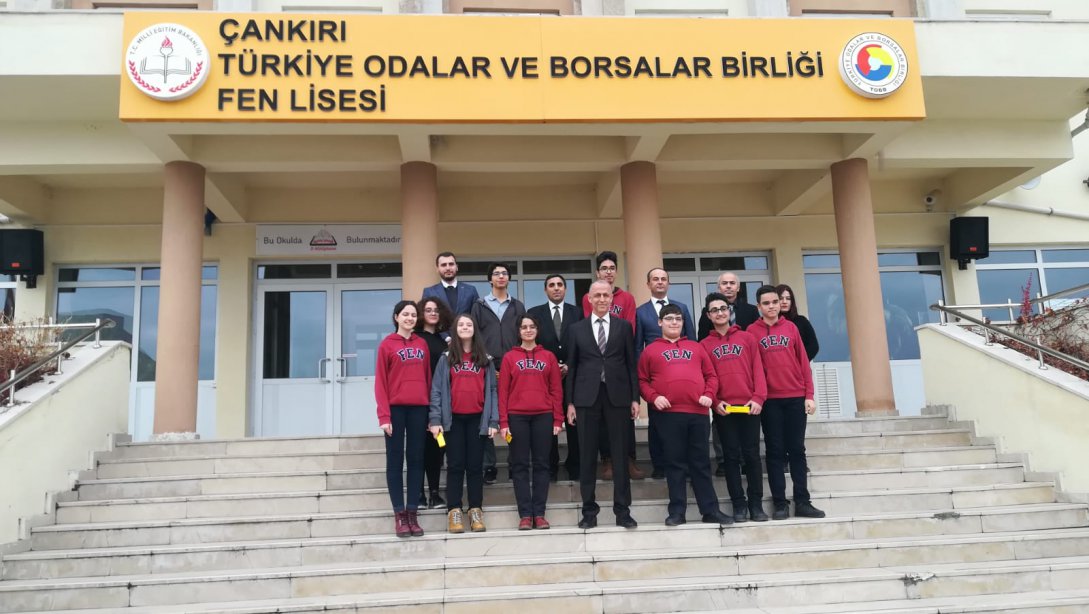 Sayın Valimiz Türkiye Odalar ve Borsalar Birliği Fen Lisesinde İncelemelerde Bulundu