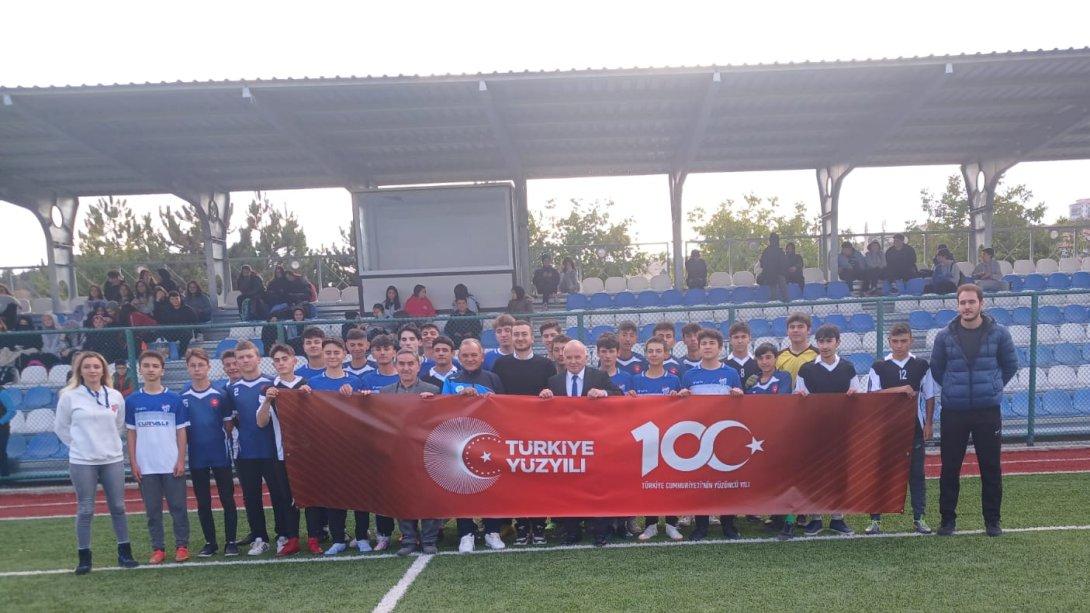 Kurşunlu'da Liselerarası Cumhuriyet Kupası Tamamlandı