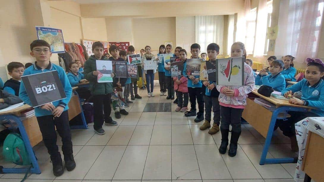 Şehit Hilmi Bıyıklı İlkokulu Öğrencilerinden Filistin ve Gazze Duyarlılığı