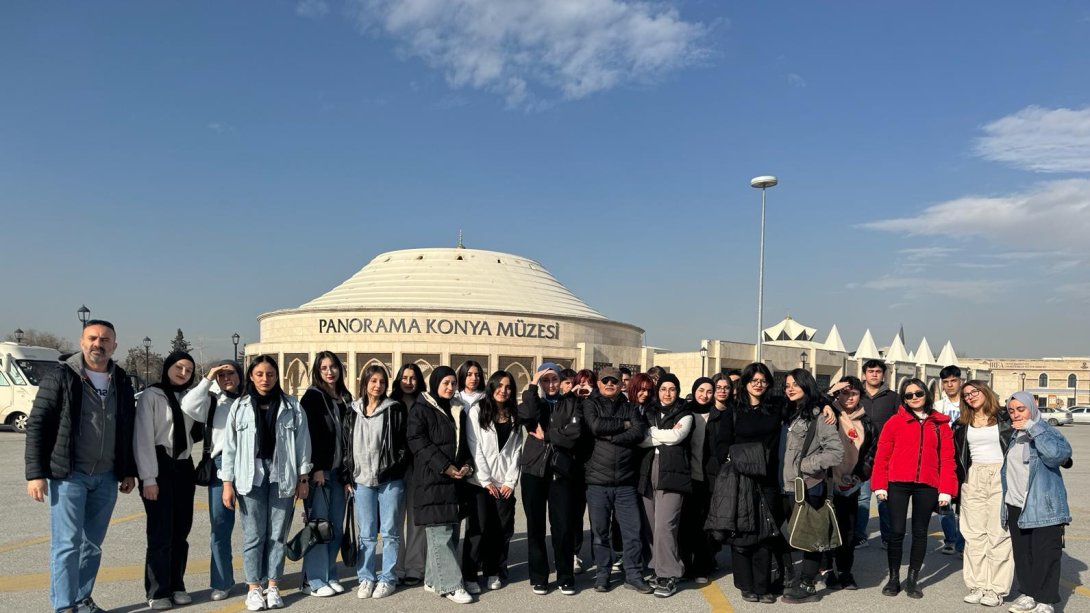 Nevzat Ayaz Sosyal Bilimler Lisesi Öğrencileri  Konya'da