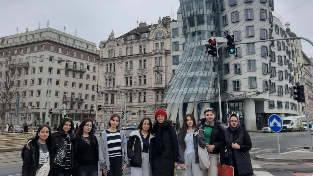 Çankırı'dan Avrupa'ya, Öğrenciler Prag'ta Farklılıkları Keşfediyor