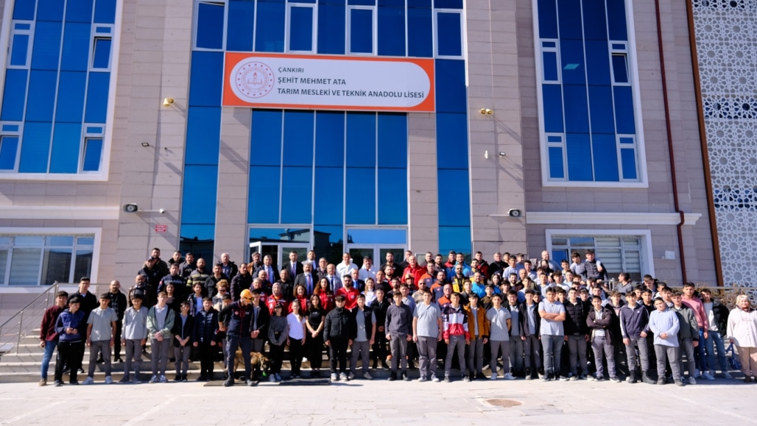 Tarım Lisesi'nde Deprem Tatbikatı Gerçekleştirildi