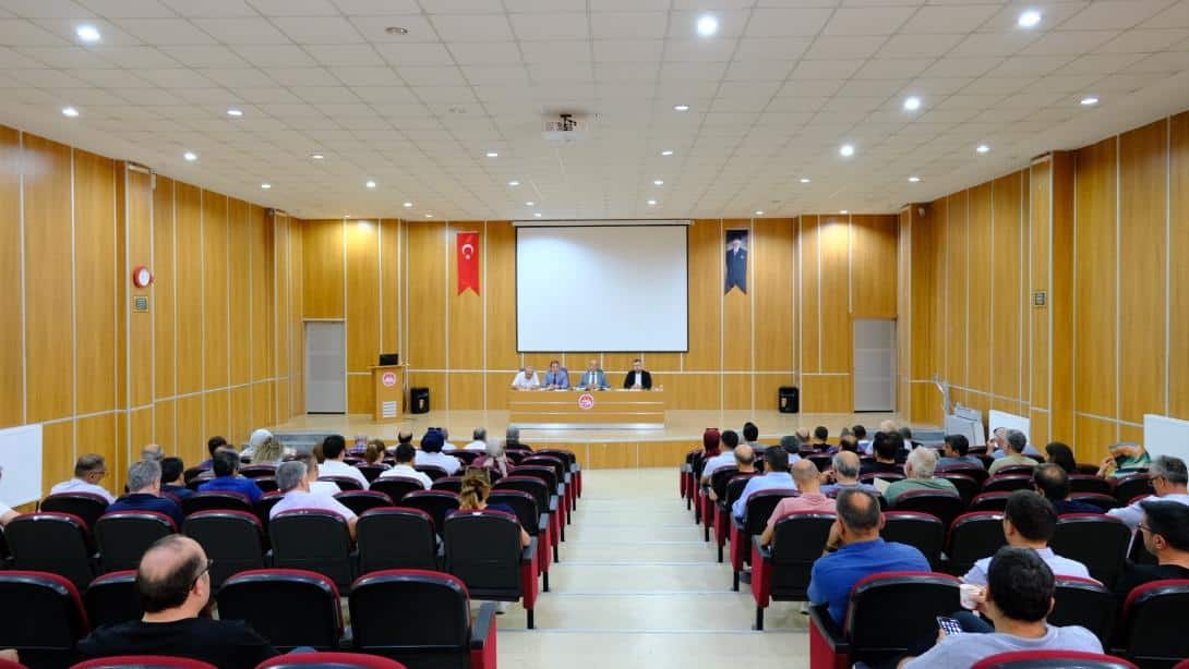 Yıl Sonu Okul ve Kurum Müdürleri Toplantısı Gerçekleştirildi