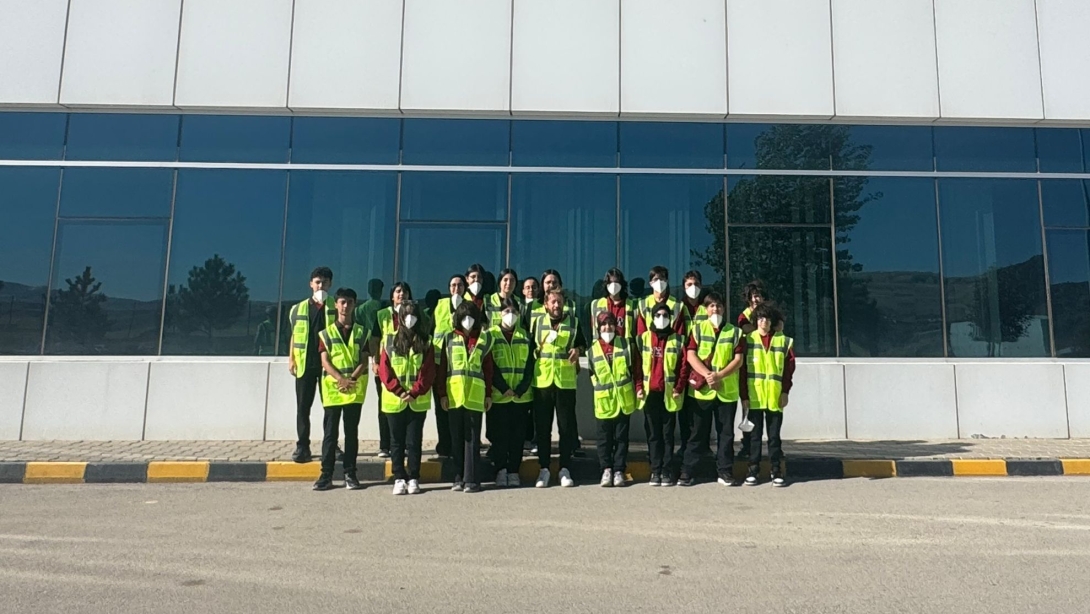 Çankırı TOBB Fen Lisesi Öğrencilerinden Fabrika Ziyareti